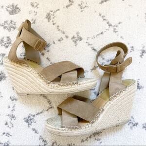 Dolce Vita Tan Ankle Strap Espadrille Wedges size 8